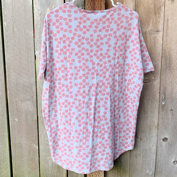 Lularoe Shirt 💕 - Picture 3 of 3